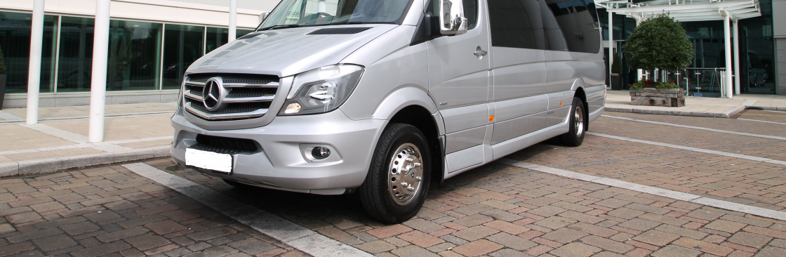 Hire Minibus Hull Cover Image