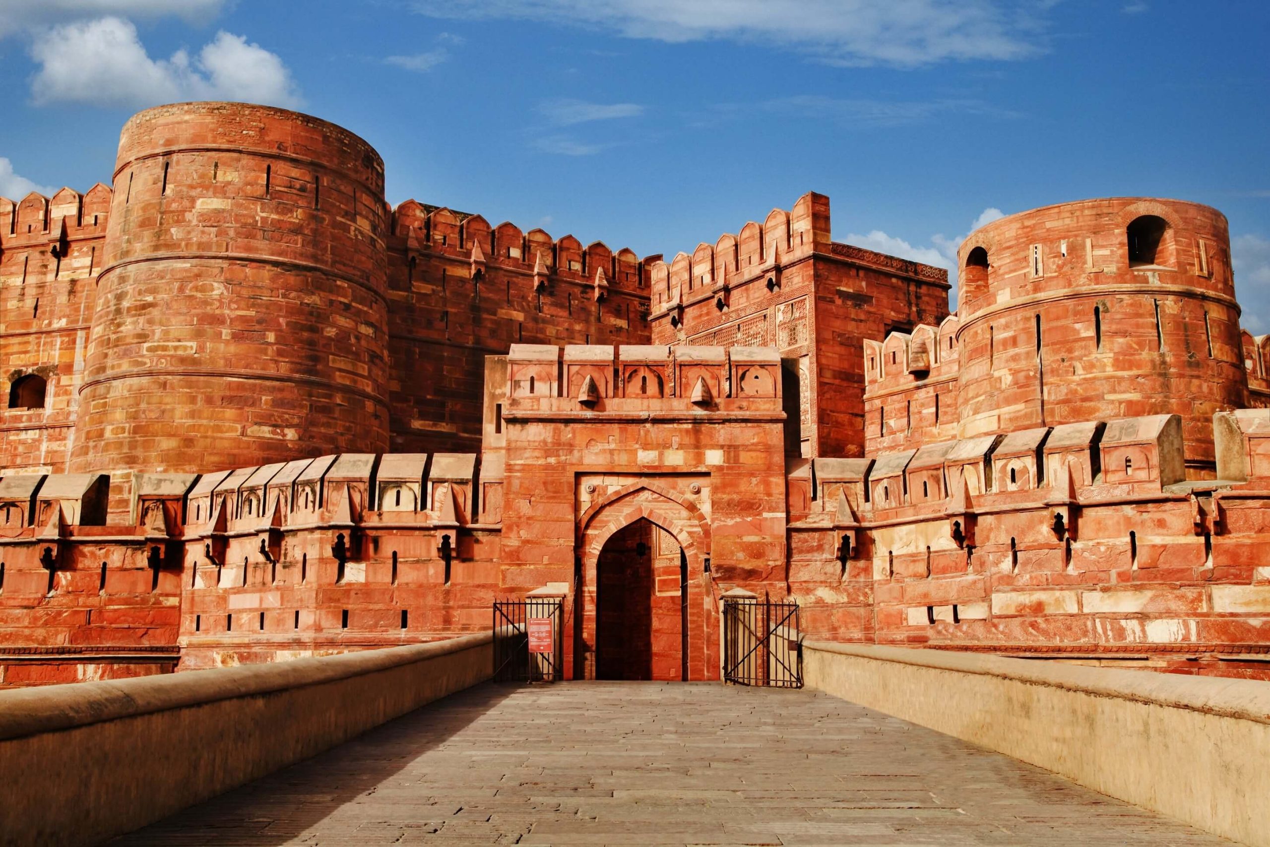 Delhi to Agra One Day Tour by Bus – Explore the Heritage of India in a Single Day - NicheBase ID 227033 | TwitBack