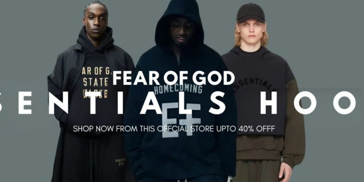 Essential Hoodies That Bring Comfort and Style to Every Season