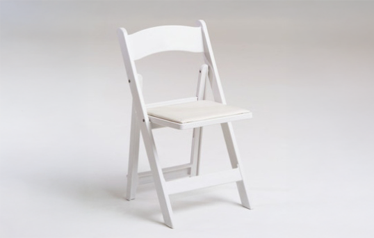 Benefits of Renting Folding Chairs for Comfortable Events