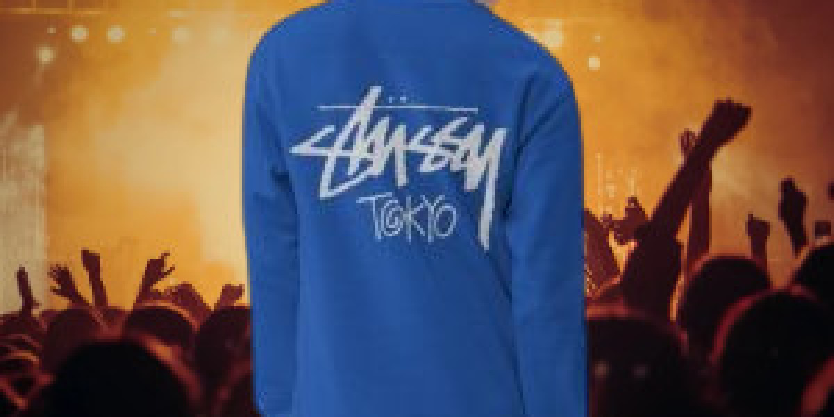 How Stussy Hoodie Combines Classic and Contemporary Streetwear