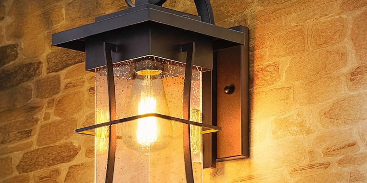 Enhance Your Home’s Exterior with Premium Outdoor Lighting Fixtures in Toronto
