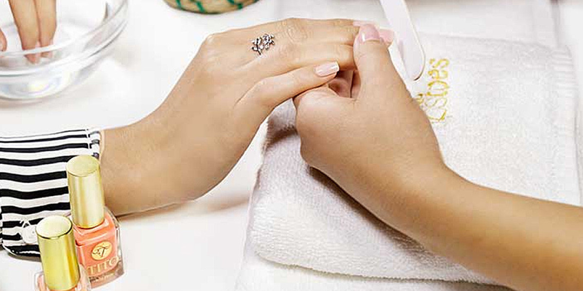 Elevate Your Style with Timeless French Tip Nails and Trendy Nail Polish Colors