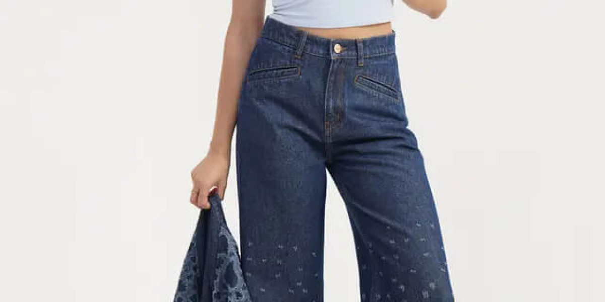How to Shop Denim Jeans for Women & Girls: The Ultimate Fit, Style & Trend Guide