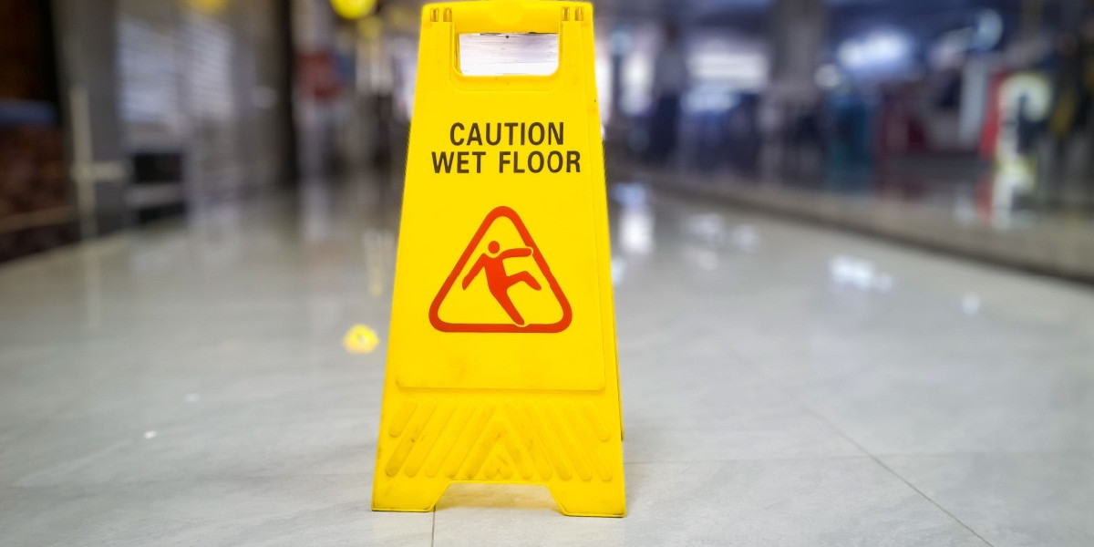 Why You Should Call a Slip and Fall Lawyer in Las Vegas After an Accident