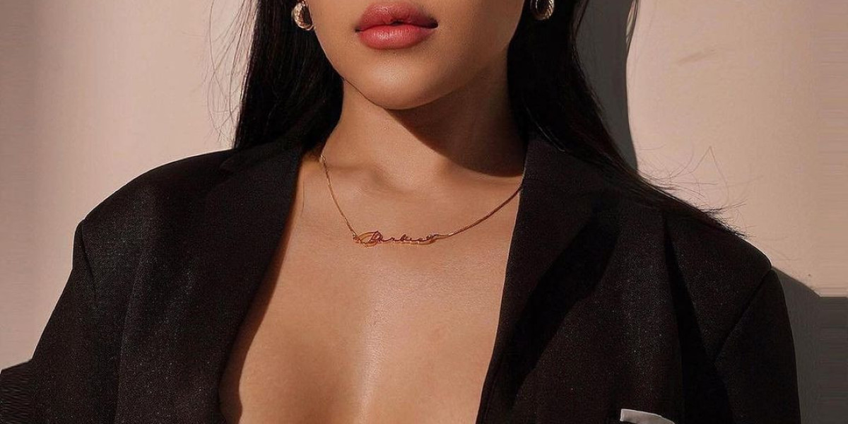 Pakistani Escort In Al Barsha	+971568437574