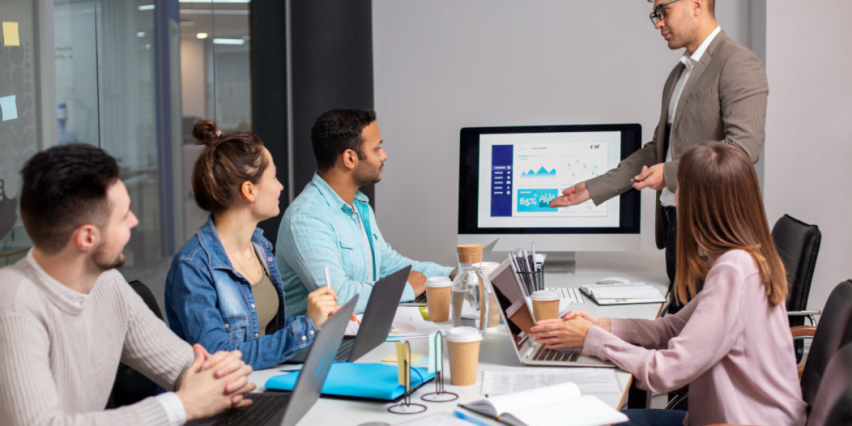 Top Benefits of Working With a Marketing Agency for Home Services