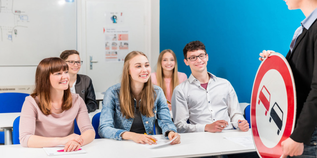 Why Selecting the Right Driving School London ON Matters for First-Time Drivers 2026?