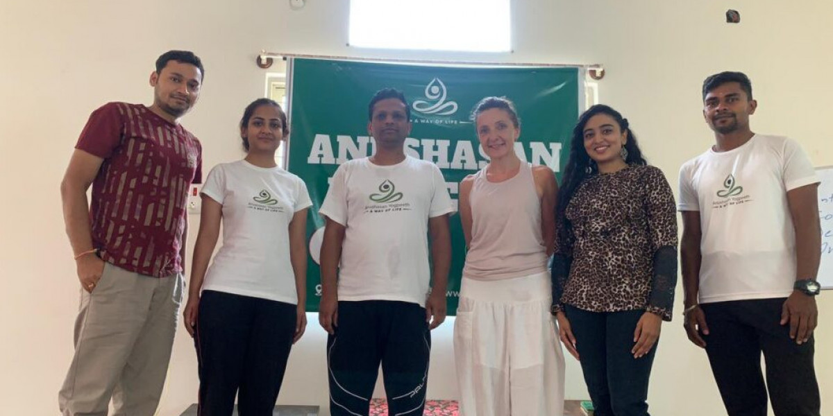 200 Hour Yoga Teacher Training Bangalore: Transform Your Life at Anushasan Yogpeeth