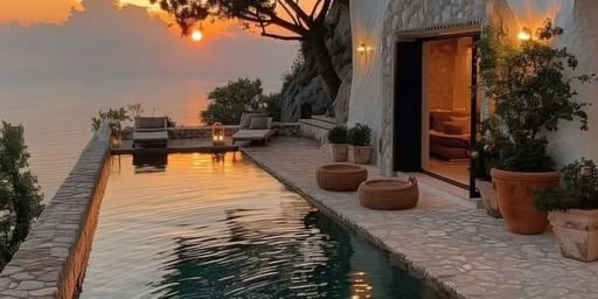 Jays Bits: 40-Gentleman Roster and Qualifying Deliver Deadline