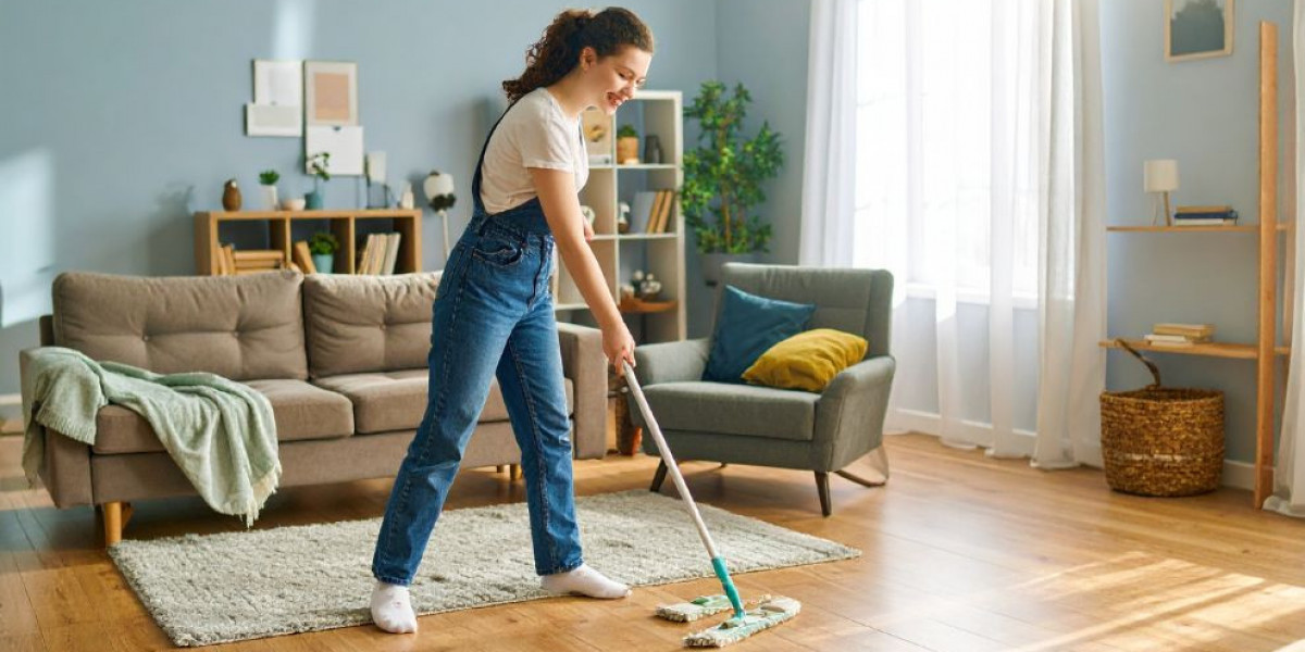 Professional Office Cleaning Services in Toronto for a Healthier Work Environment