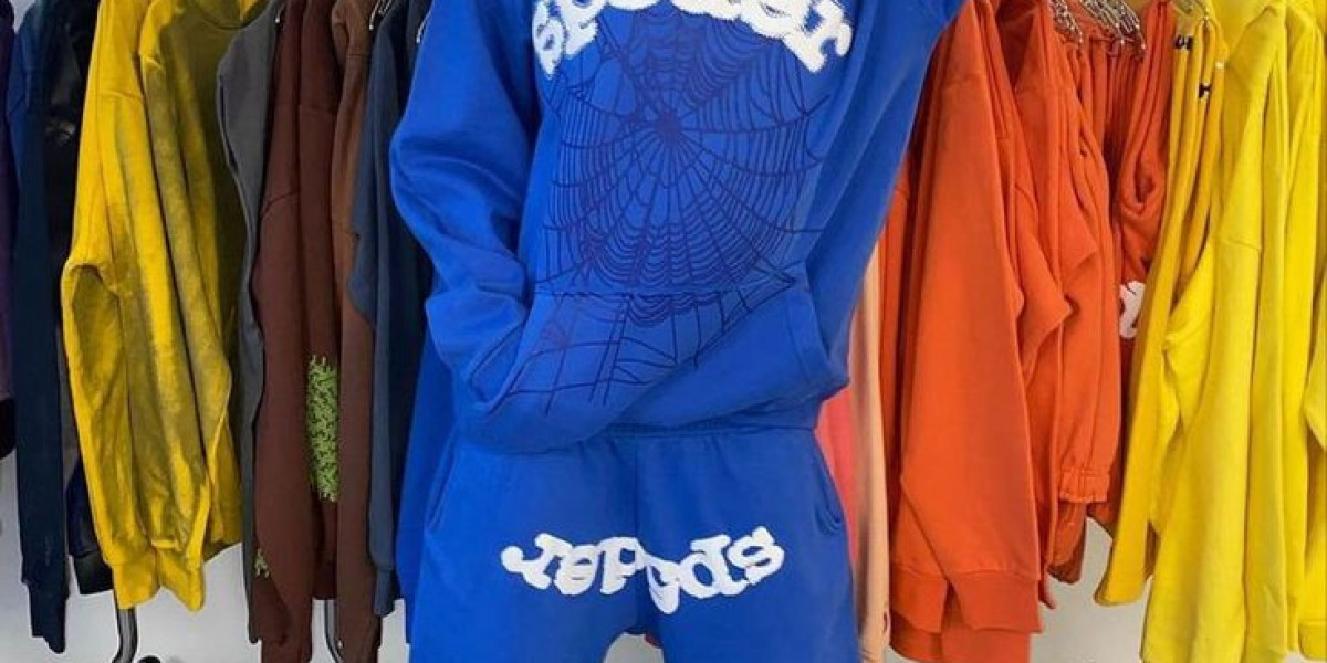 Styling Street Looks Around Sp5derr Hoodie Pieces