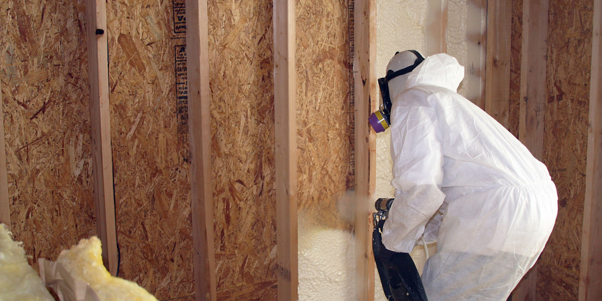 How Spray Foam Insulation Company in Fruitland, MD, Works to Reduce Air Leakage