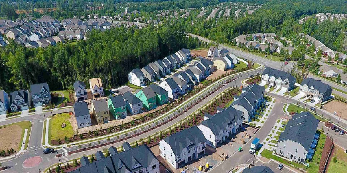 What a Commercial Real Property Report Covers—and Where It Stops