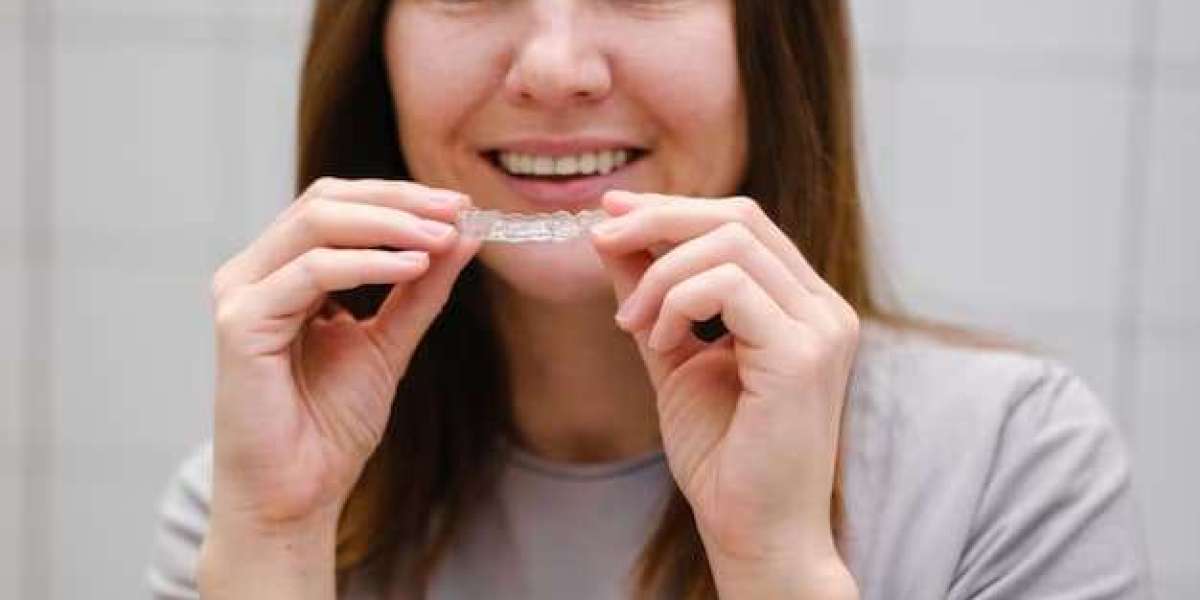 Benefits of a Custom Mouth Guard for Sports and Grinding