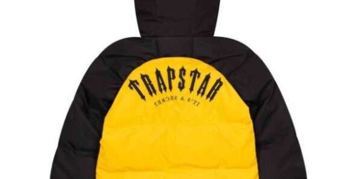 Trapstar Fashion: Confidence and Style for City Youth