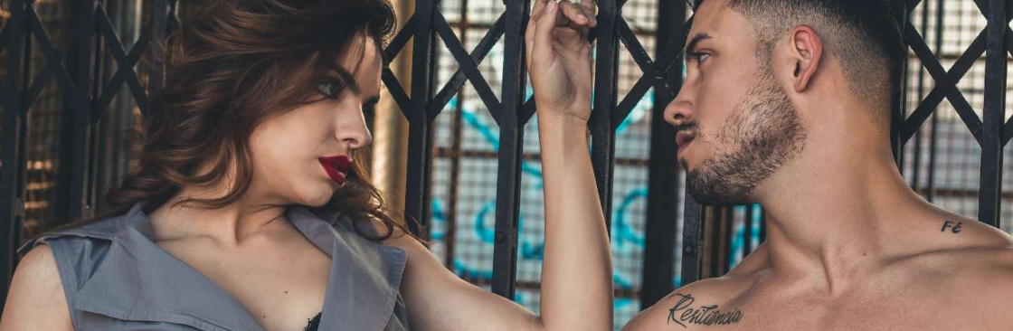 Tottaax Escort Cover Image