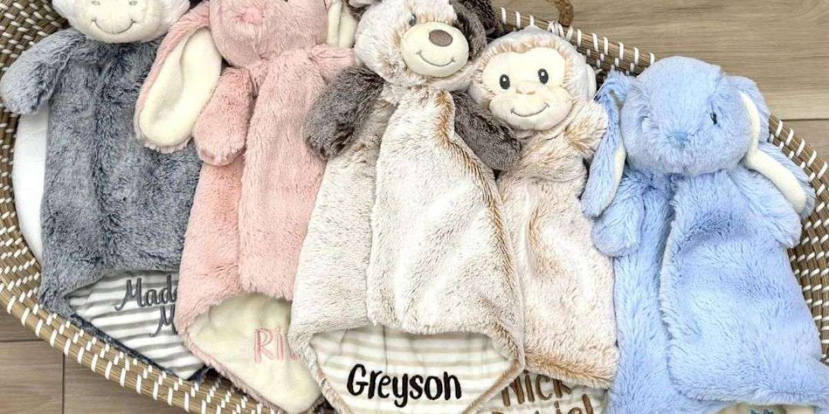 The Timeless Appeal of Monogrammed Stuffed Animals for Babies: Safety, Sentiment, and Style