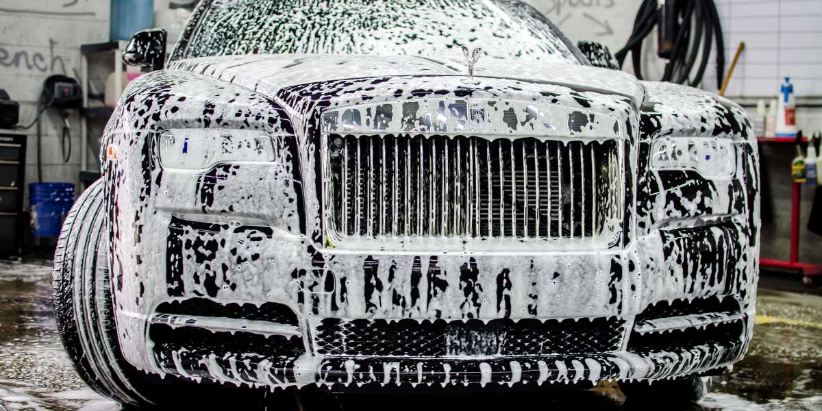 How to Keep Your Vehicle Looking Pristine Year-Round