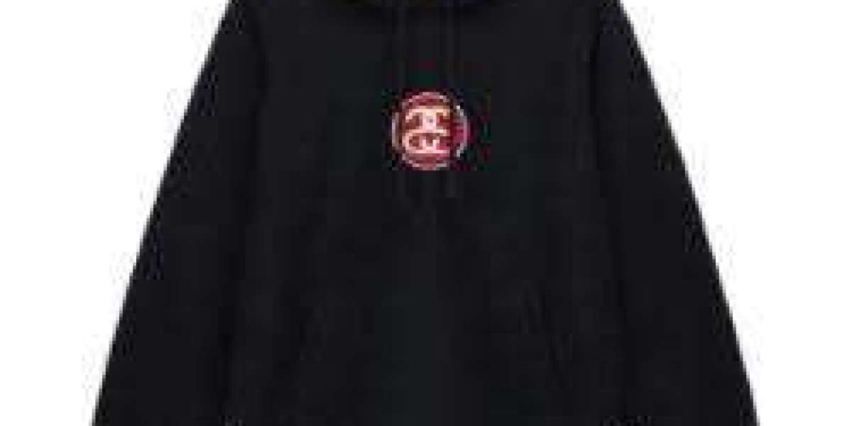 Top Trending Stussy Clothing Styles You Should Try in 2026