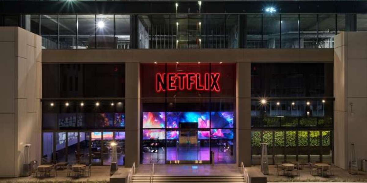 Netflix CMO Kelly Bennett Steps Down
