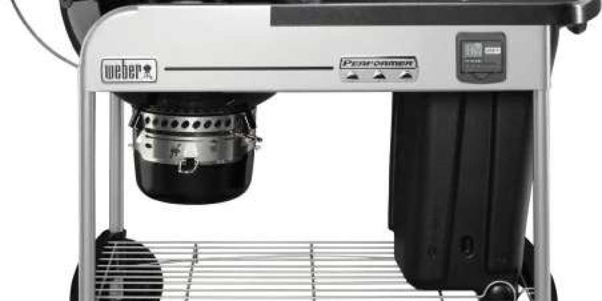 La mejor barbacoa de carbón: el secreto para transformar tu jardín hoy