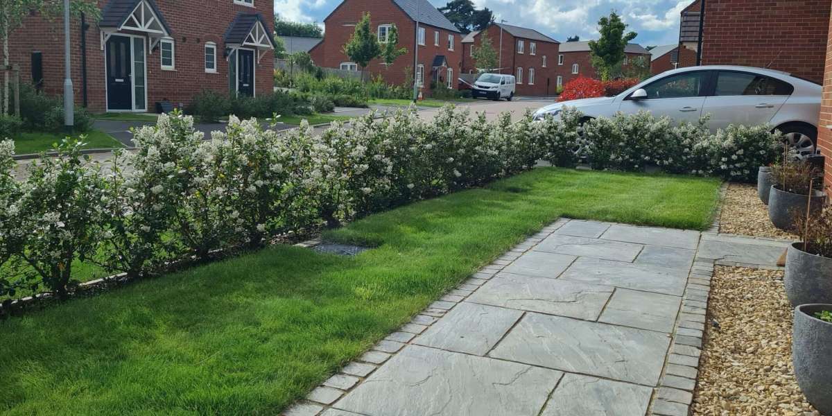 Paving Slabs To Transform Your Outdoor Space: 5 Design Ideas