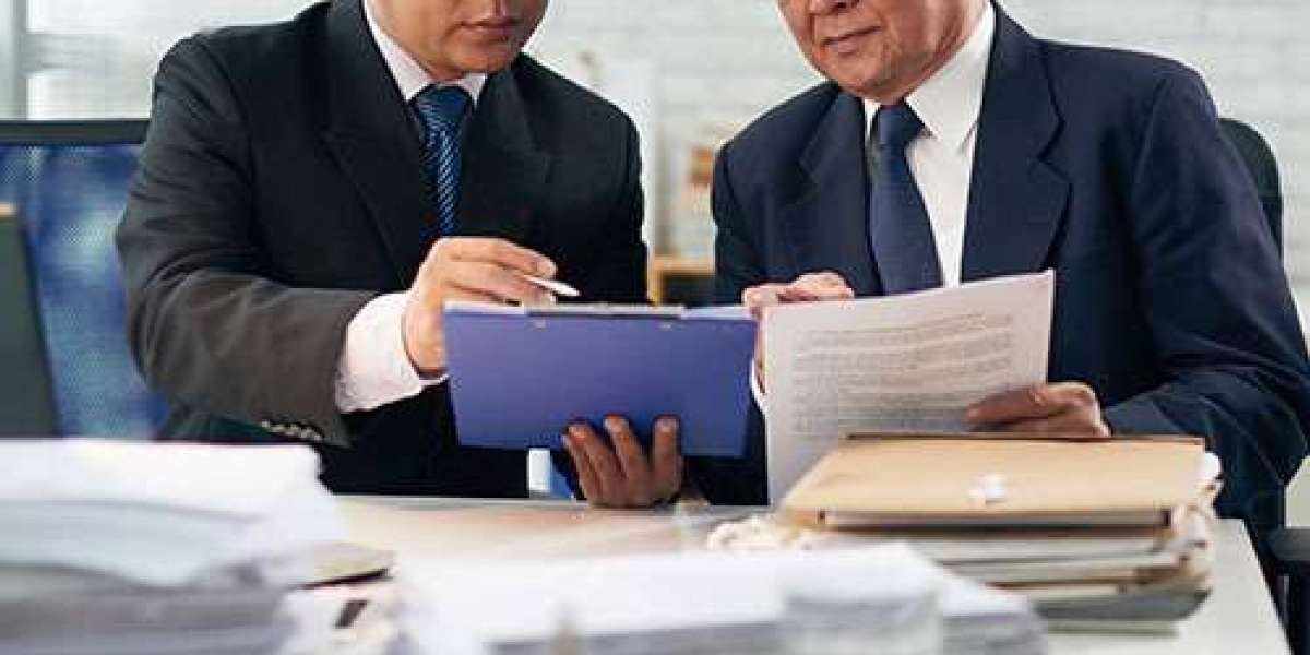 Understanding Civil Litigation and Family Law Solicitors: A Simple Guide