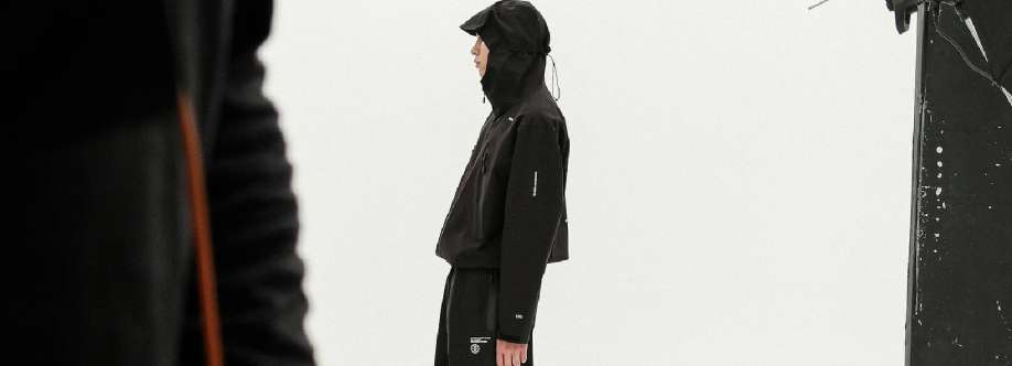 Mki Zoku Cover Image