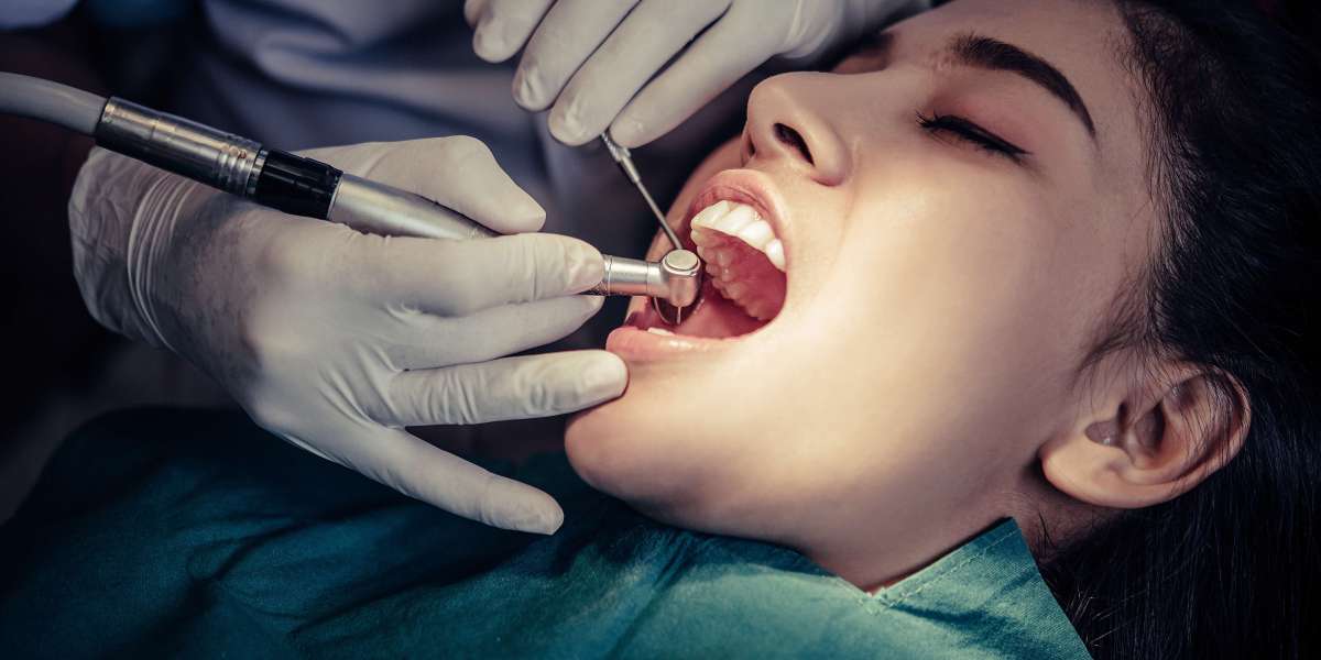 What Sets Top Weybridge Dentists Apart in 2026