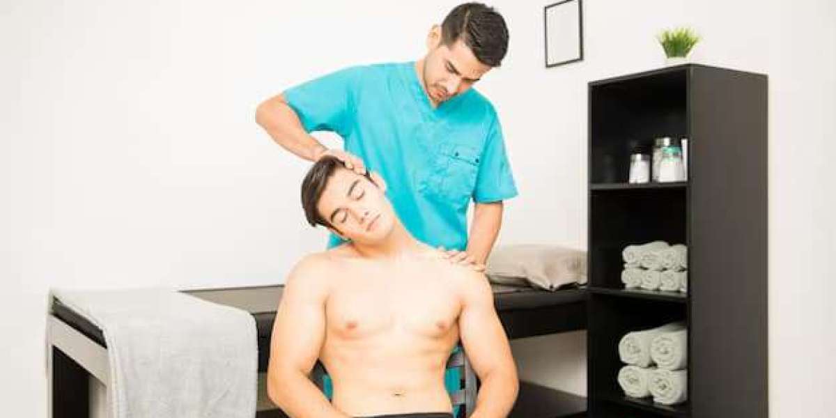 Choose the Right Specialist with Chiropractor Near Me for Pain Relief