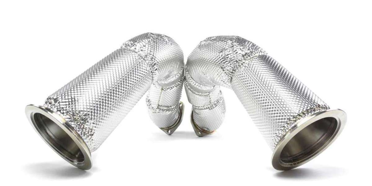 High-Performance Downpipes for AMG: Power, Sound, and Efficiency