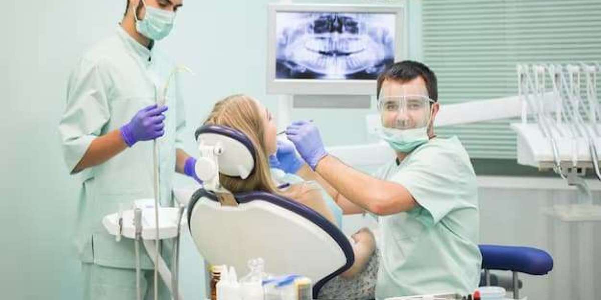 Services You Can Expect at a Dental Clinic in Deltona