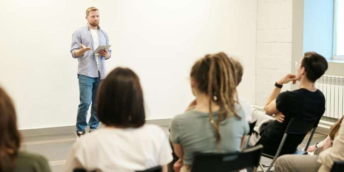 Best 10th Coaching Classes in Pune – Complete Guide for Students and Parents