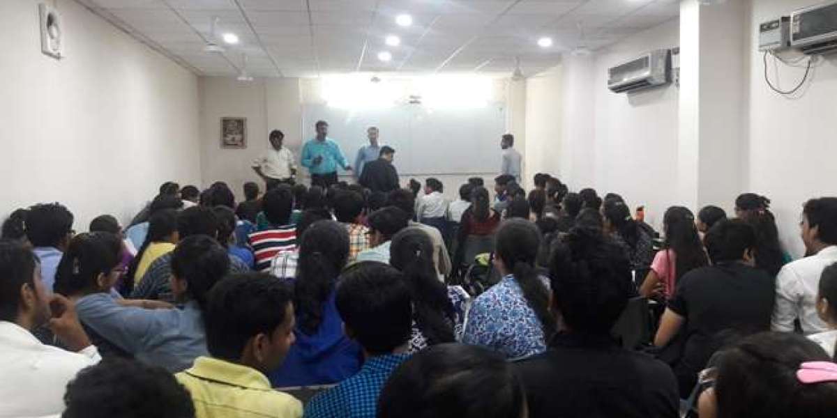 Leading CA/CS Institute in Meerut for Commerce Students