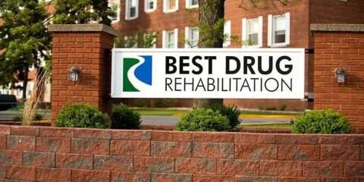 Finding an Addiction Treatment Center in Lahore After My Brother Overdosed